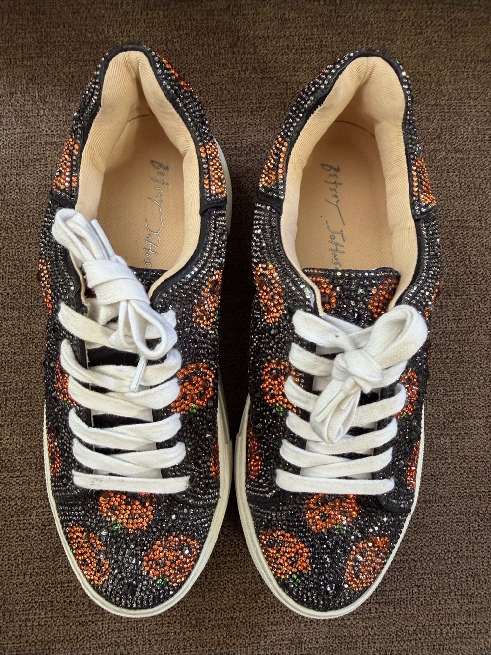 Betsey Johnson Sidny Halloween Rhinestone Sneakers Size 6 - Picture 9 of 11